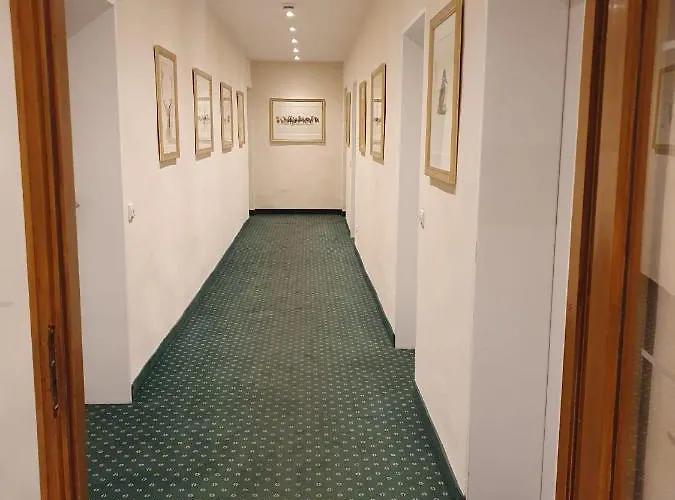 Der Schwallenhof Hotell